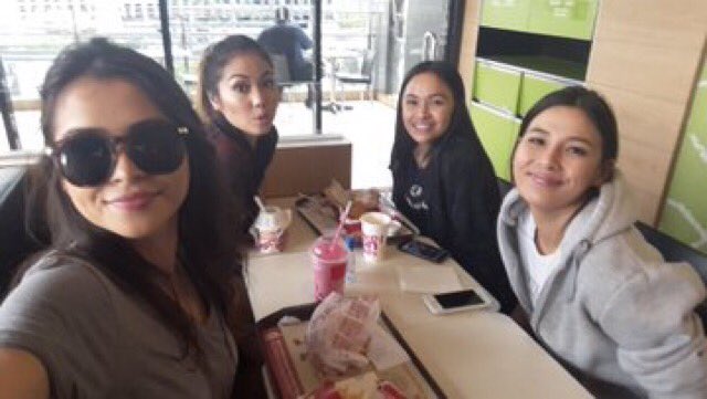 mmjkofficial's tweet photo. Good morning Queens @DaRealMICA @Riveramaika97 @jmarasiganoffcl @itskelleyday. :) May your day be filled with so much love. We miss seeing you together our Lovely Queens. 

#ShowtimeExtravaganza https://t.co/I8iqj4Kg8C