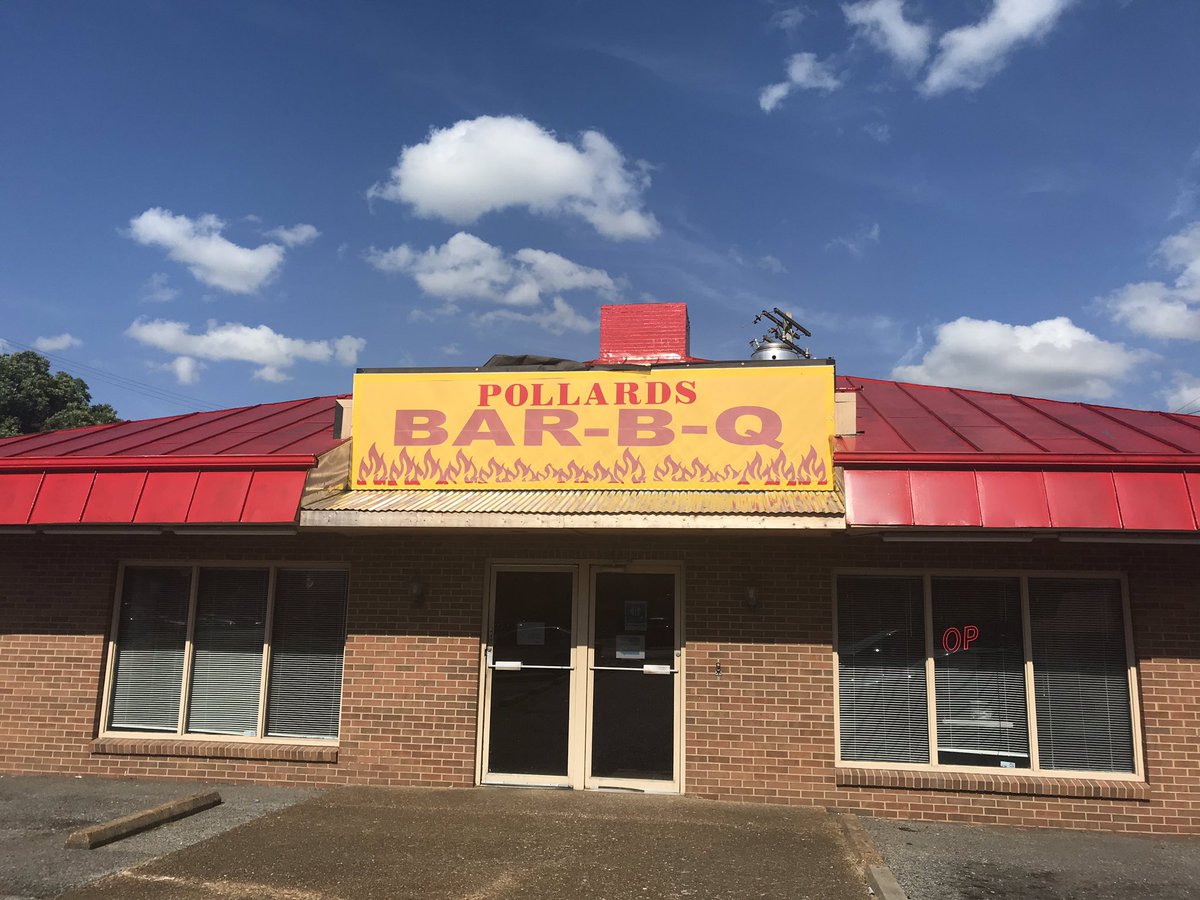 chussey73's tweet photo. Best BBQ ribs I think I’ve ever had!  Traveled from NC to Memphis to get it! Thanks Denise for the good food and conversation! @Pollardsbbq https://t.co/U3y5on2xuc