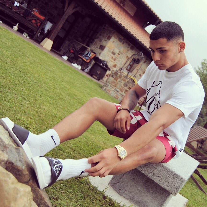 mh92es's tweet photo. Mh92 enters very strong 🦍 #fashion
 #beautiful #me #art #style #amazing #photography #sweater #photo #new #collection #discount #mh92style #verano #mh92 #bañdor #ropadebaño #swimsuit #shorts #summer #Beach #playa https://t.co/7zpMpidnqp