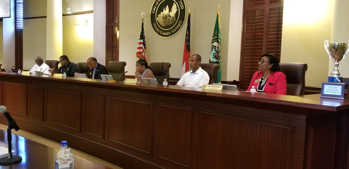 stockbridgecity's tweet photo. Check it out! Stockbridge is where community connects. Our elected leadership is hard at work at our monthly work session. Your local government is here for you. Connect with us at https://t.co/NmgPj7R9xT. Thank you.
#WhereCommunityConnects #Stockbridge #community https://t.co/1kpdn0MYEV