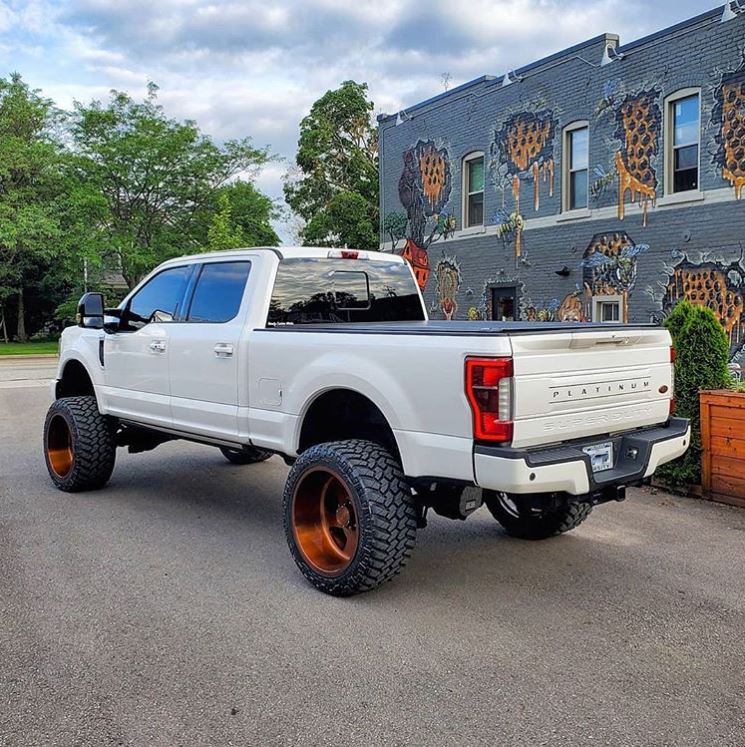 RealTruck's tweet photo. 2019 is the year of colored wheels, and I am a fan
#alumiduty #powerstroke #superduty #f250 #diesel #f250platinum #375s #355s #14wides #16wides #22x14 #24x14 #26x16 #fabtech #dirtlogic #realtruck https://t.co/tfCfamPZiS