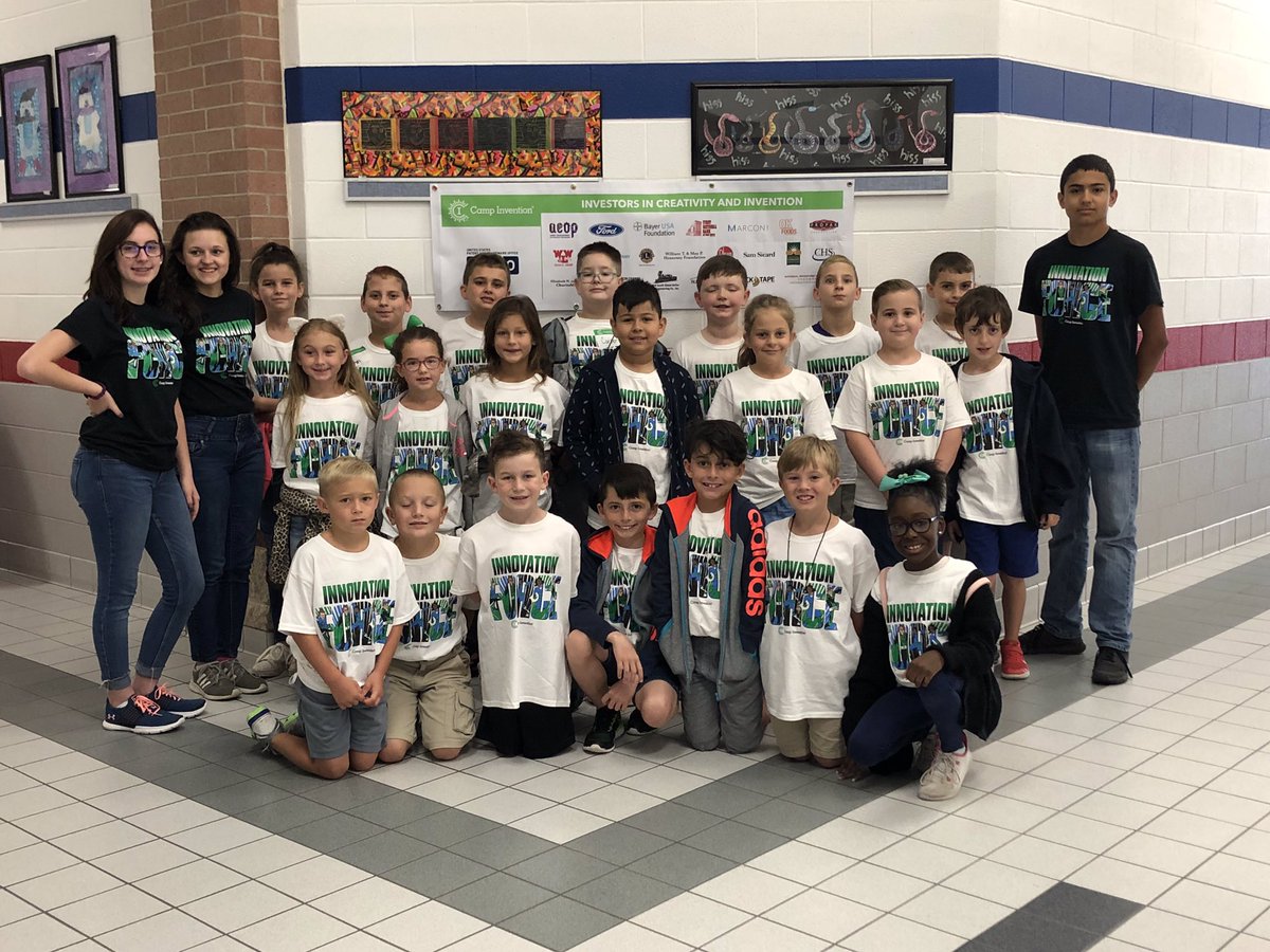 DISDBroncoPride's tweet photo. Students are actively engaged this week for DISD’s STEM Camp Invention! #DISDLeadingandLearning https://t.co/LhLVKhkzxj