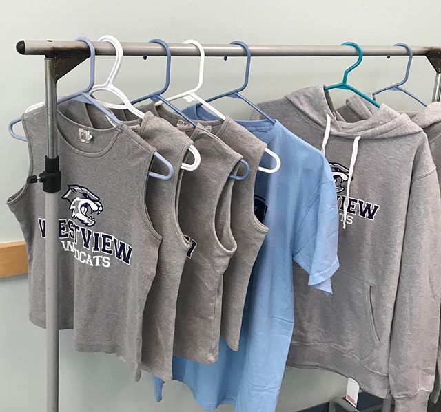 WSSsd42's tweet photo. Pop-Up Shop extended to Thursday as well! Brand new Westview gear and one of a kind items. 12:00 noon in room 1060. #popupshop #gearup #schoolclothing #wsspride https://t.co/gTQeyMfT2U https://t.co/Qk0McmaWIf