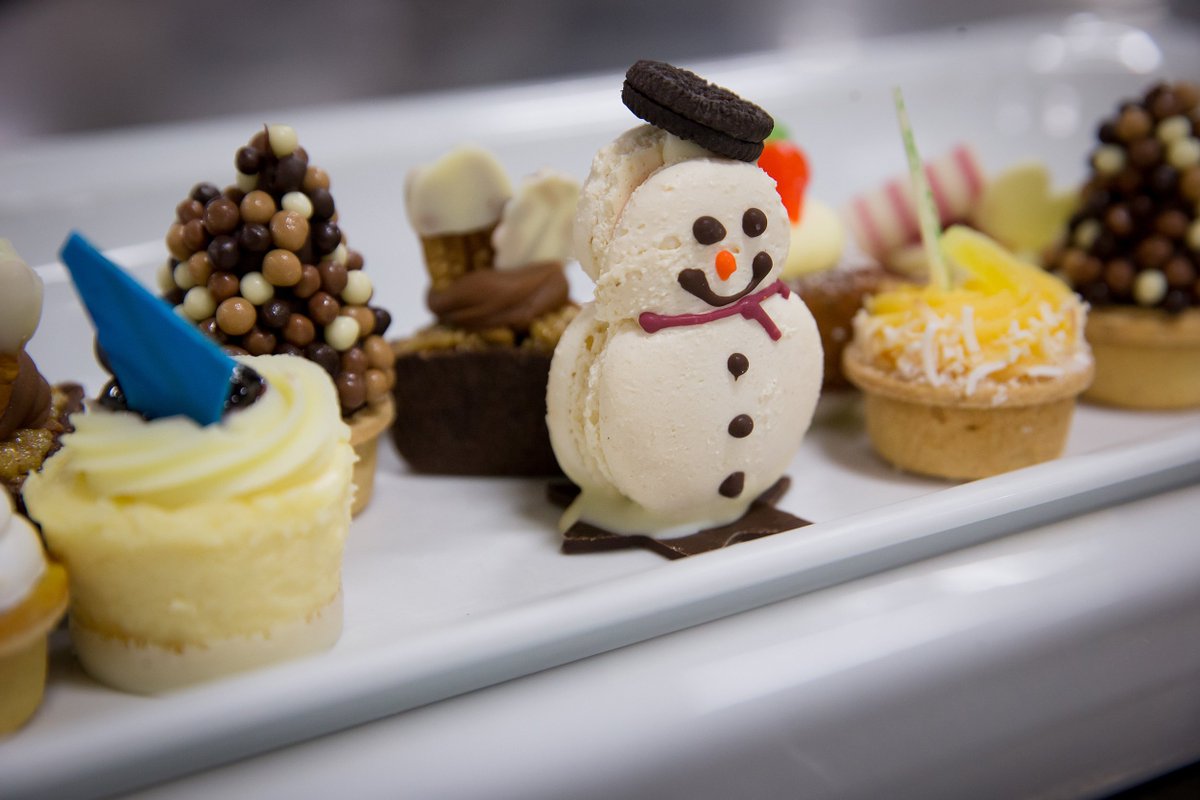 It’s all in the wonder of the reveal this year… our chefs are whipping up some magical treats and we can’t wait to see what they are! Join us for the decadent dessert reveal – book your tickets now! bit.ly/gccec-christma… #christmasrhapsody #gccec