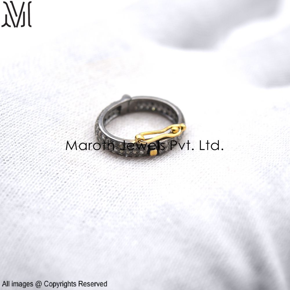 MarothJewels's tweet image. Contact us at sales@marothjewels.com or WhatsApp +91 8003816293
marothjewels.com/custom-order/
#silverfinding #silverclasp #diamondfinding #diamondclasp #beading #diamonds  #lobster #jewelryfinding #diamondjewelry #pavesetting #wholesale #manufacturing #snaplook