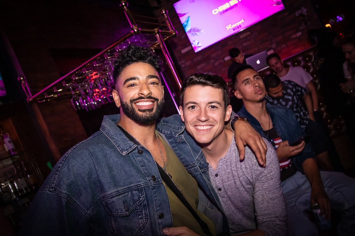 It’s 80’s Night tonight at #offthestripweho at Rocco’s Weho!
No cover all night

#singingcompetition #weho #gayweho