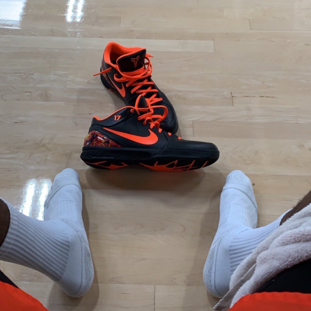pj tucker kobe 4