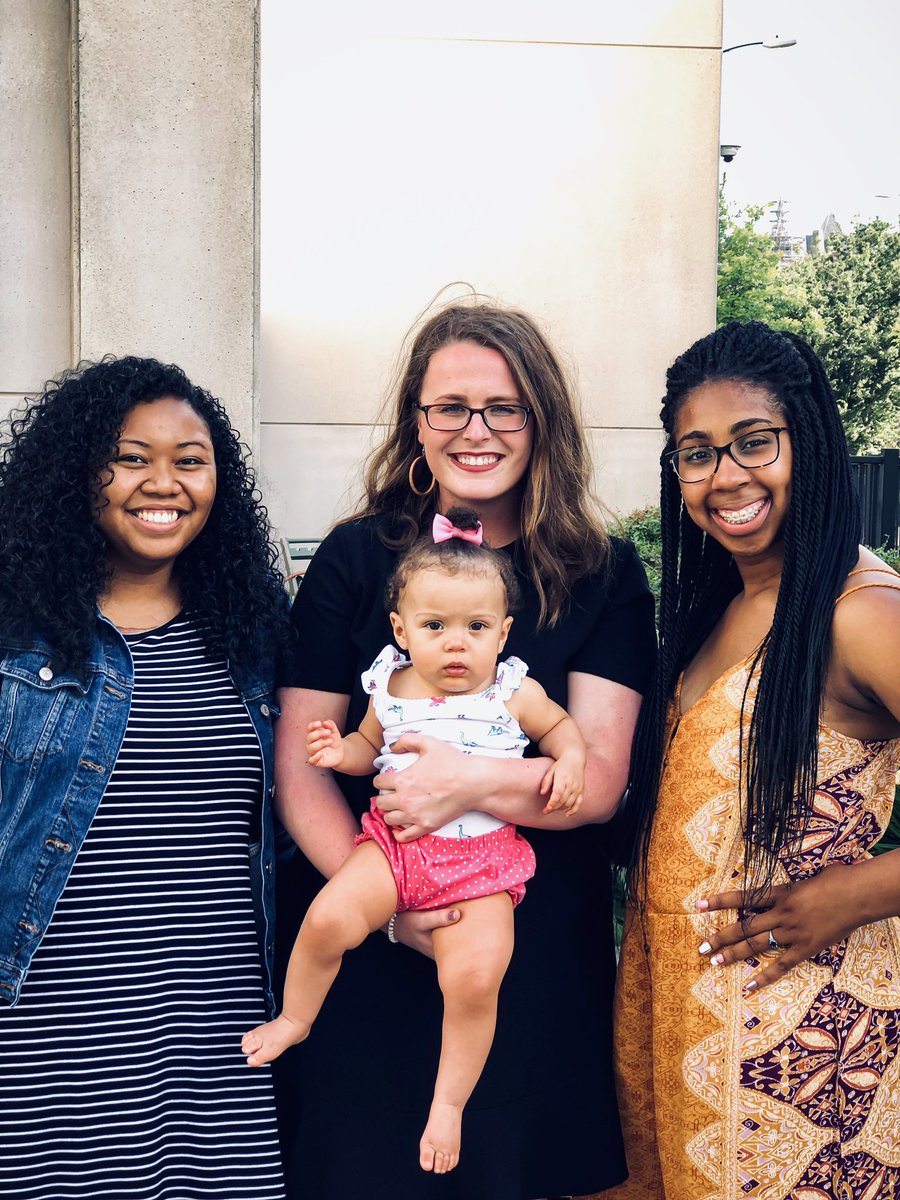 Jackie_Byas's tweet photo. COMOEd Internship Wrap Party!!! Serenity, thanks for all that you’ve done for and with our students! You will be missed! I’m excited to see where life takes you! 😊 #BlueHart #TrustyHuskies #SummerSchool #COMOEd https://t.co/j0GJxeDnKk
