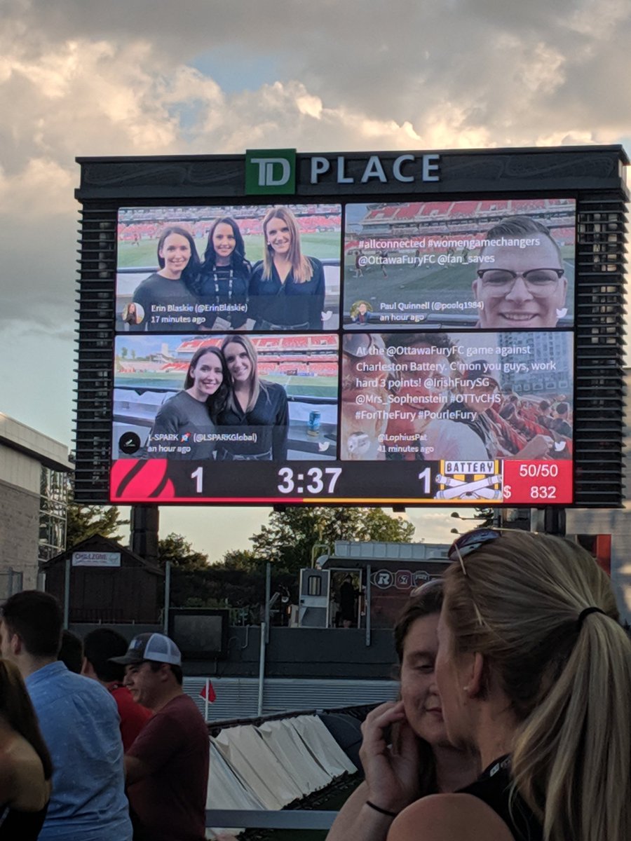 PureColo tweet media