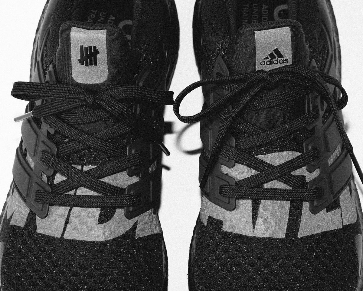 Sneakercon37's tweet photo. Undefeated x adidas Ultra Boost “Blackout”
Style Code: EF1966

Release Date: June 28th, 2019
👇👇👇👇
https://t.co/TdAcZSNZvg https://t.co/WMnDwQUs5w