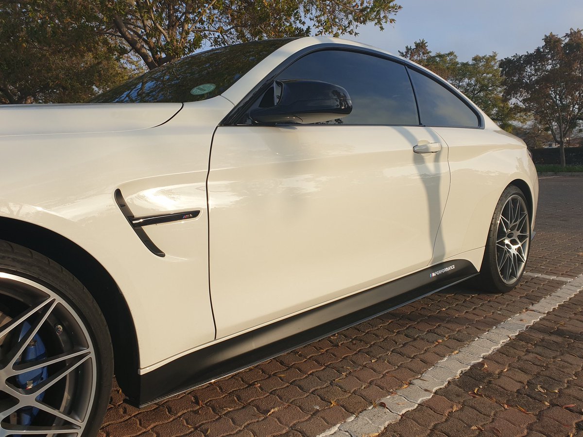 PT_Pedro_II's tweet photo. Step 2 of 4 Makeover done...#VPS #CarbonFibre #SmokedLights #Mirrors #SideSkirts #MPerformanceStickers #Difuser #TintedWindows https://t.co/7ftz12qurE