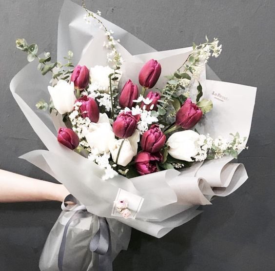 smoenthink's tweet photo. happy wedding buat kalian berdua. maaf engga bisa datang dan telat ngucapinnya hehe >3 @middlefingcrs  @ainturtype_  💖💖💖 https://t.co/LfutODFZkK