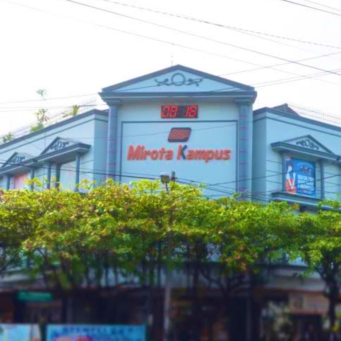 Mana nih, katanya ada demo di depan MK?