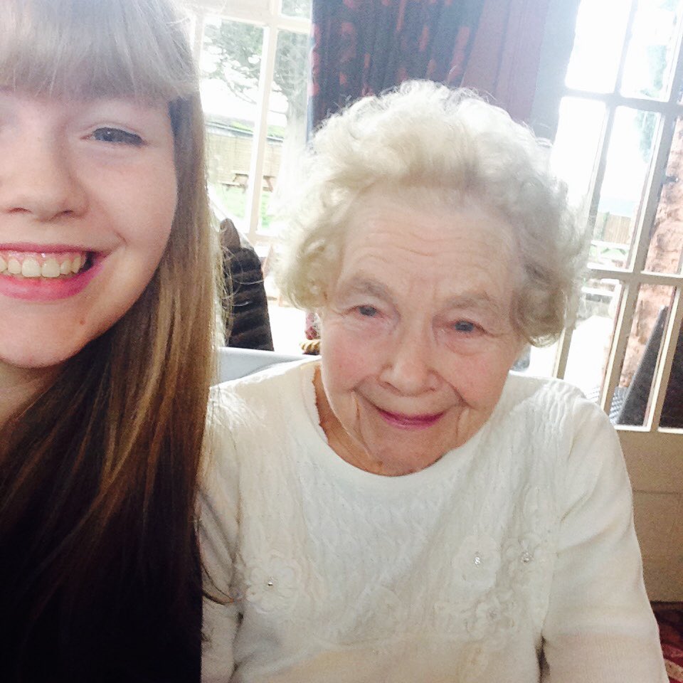 nmxtilly's tweet image. 3 years ago today you left us to see grandad. I can’t put into words how much I do miss you but I’m glad you are no longer suffering. I’ll always cherish the years I had with you and I love this photo of us. I love you nan❤️😇