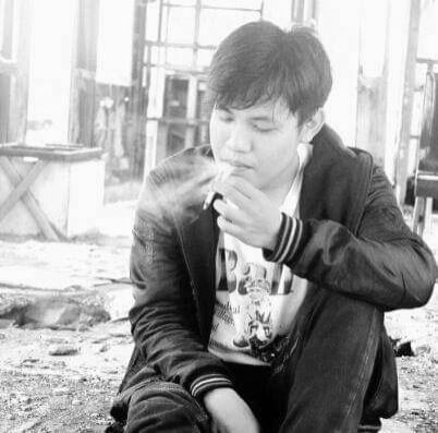 [Masih] 
memantau pengerjaan mini album yang terlambat dari jadwal. Bagi kalian yang sudah memesan mini album "PUAN", harap bersabar ini ujian.🙏