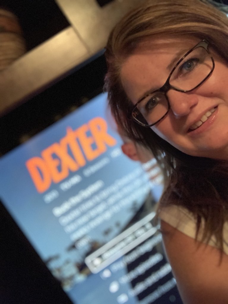 Jsnead72's tweet photo. Binging on Netflix! Any suggestions? #kdepride #kdesummer https://t.co/GR5luDZ57G