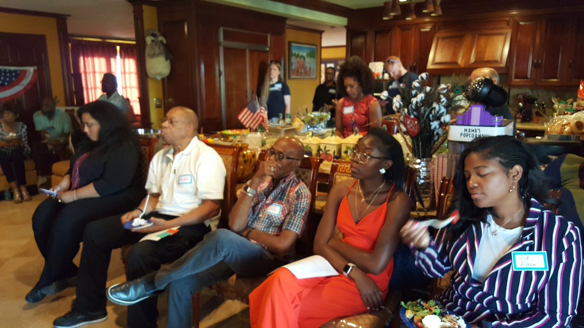 CCDBC's tweet image. Debate watch party underway. TY for sharing more about your candidate #predebate @CoryBooker @ewarren @KamalaHarris @marwilliamson #DemDebate #IssuesMatter #StrawPoll @MSNBC
