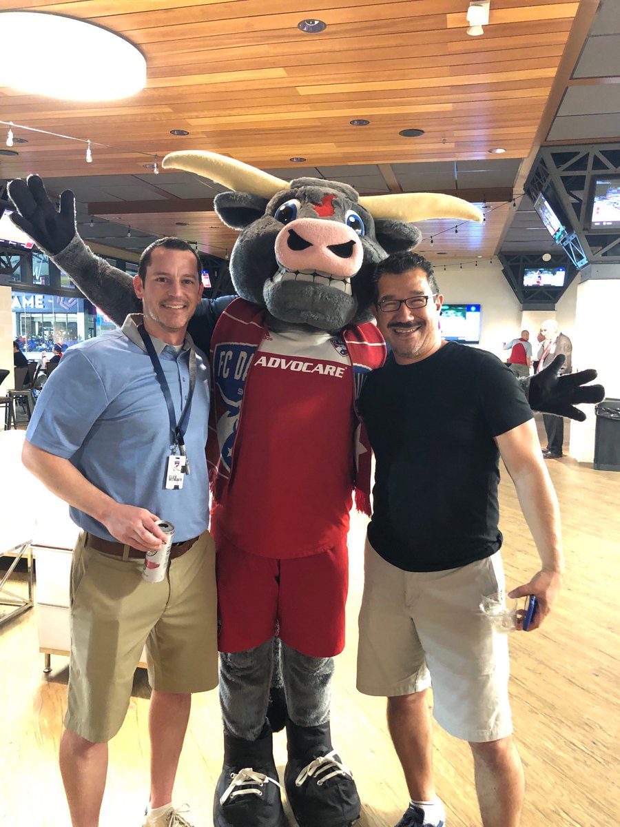 bthomsontx's tweet image. Great night for FC Dallas game! #DTID #FCDvVAN