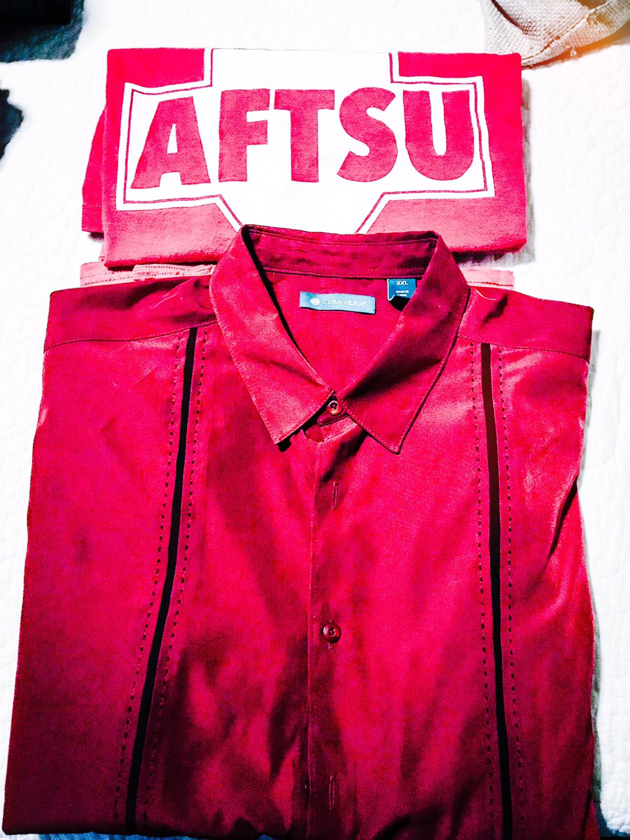profe_c's tweet photo. Packed some essentials for the NABE Dual Language Symposium & Nat’l E-board meeting
▪️Toothbrush & Toothpaste
▪️AFT Resources to support multi-lingual learners & the educators that teach them
▪️Solidarity Red Guayabera & #AFTSU T-shirt 🔥 just in case #AFTSUstrong #SiSePuede https://t.co/ajjM2Qcpxp