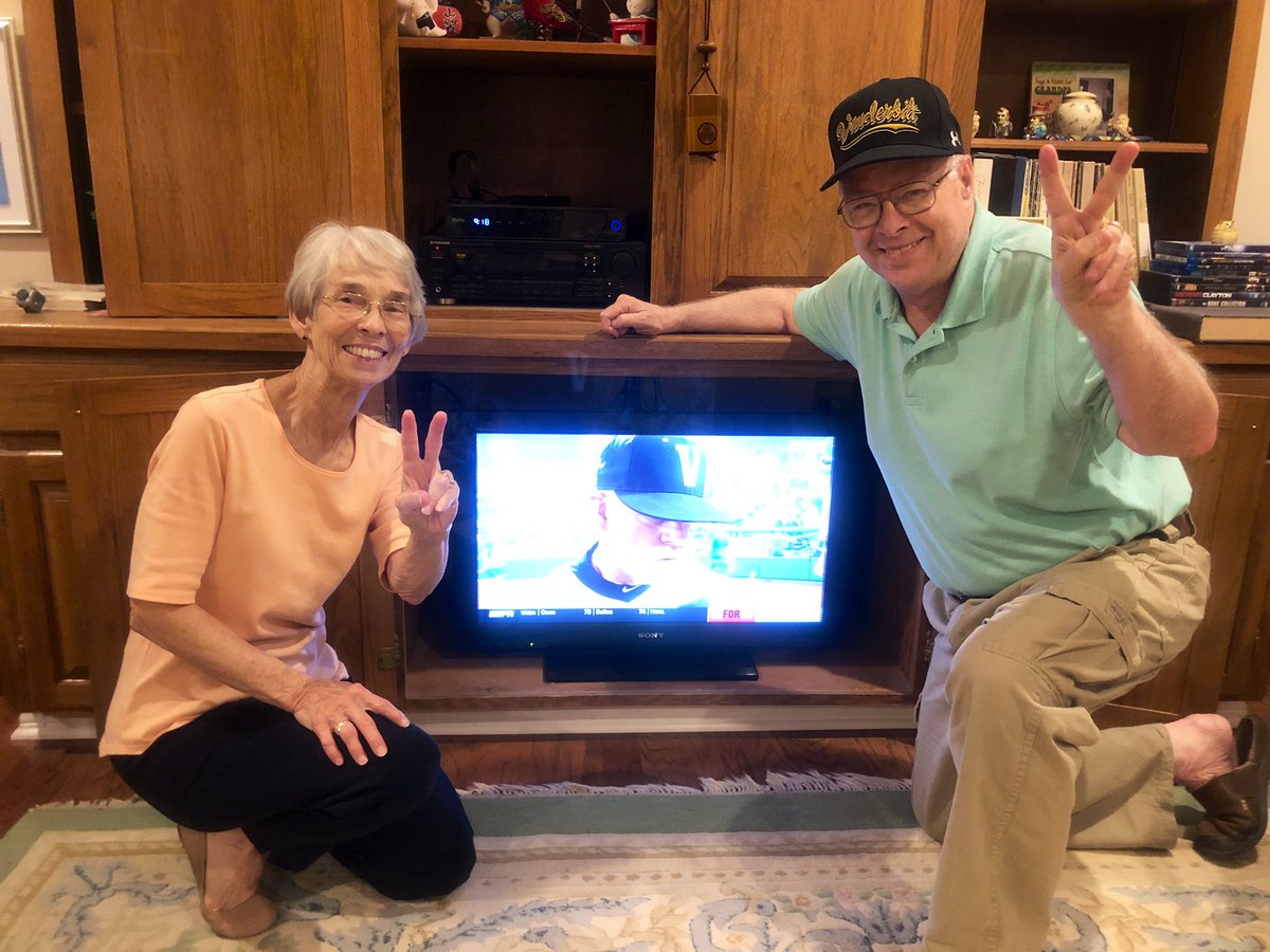 _BJC_'s tweet photo. Vandy Boys with the win! Congratulations!  #VandyBoys #VandyAlumni #CWS2019 #CWS @VandyBoys https://t.co/4glsfkcL1x