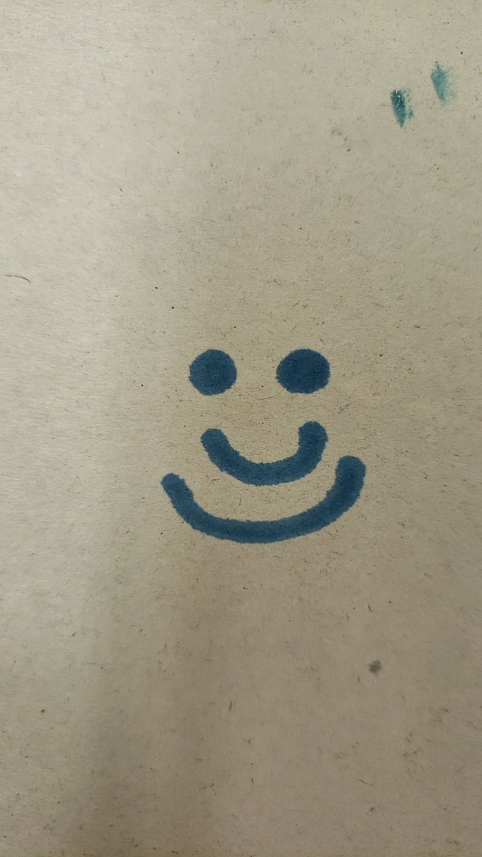 derek191999's tweet photo. Is it a smiley face with a nose? 
Or
A smiley face with a chin? https://t.co/xSTtqWf8vr