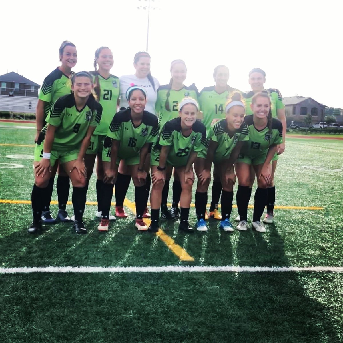 Titans played BALL tonight! Though we didn't pull the win, we showed out hard! We're back at it again on Saturday for our last home game of the season VS @lonestarsc_wpsl !!