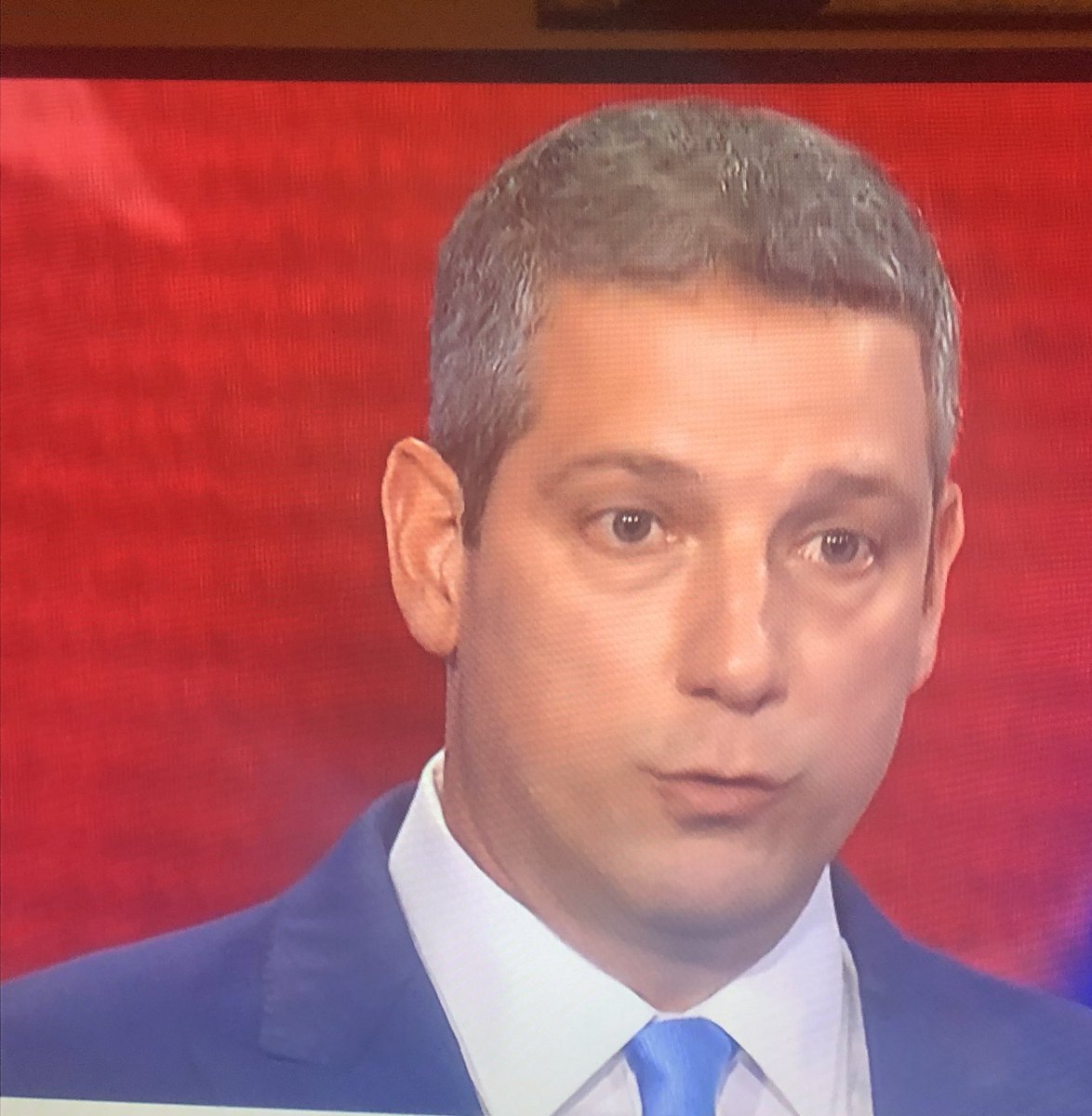 cristenbates's tweet photo. Yes #jeanfromNY let's talk about foreign policy. #beto wants to make friends with everyone. #deblasio recognizes the relationship between Prez and Congress. #timryan looks like he tried to part his buzzcut? #demdebate https://t.co/jZMImknizg