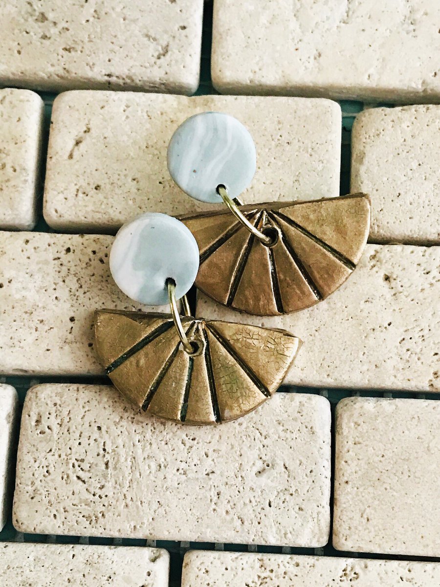 ajennasurprise's tweet photo. Okay I’ve been really self conscious about posting pics of the jewelry I’ve been making but apparently idgaf tonight so HERES SOME MORE BITCHES https://t.co/A4mCIXTkXu