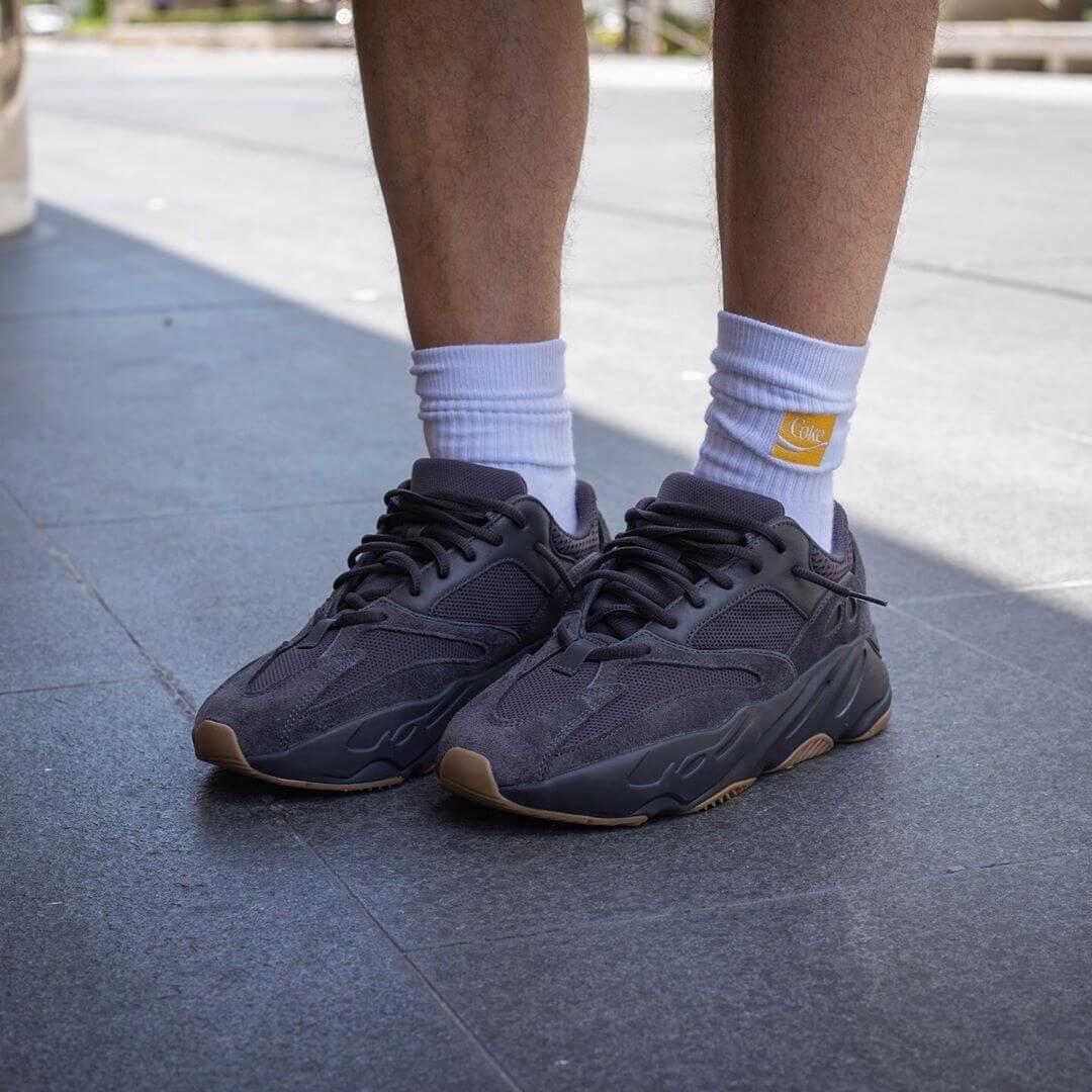 Sneakercon37's tweet photo. adidas Yeezy Boost 700 “Utility Black”
Release Date: June 29th, 2019
$300
👇👇👇
https://t.co/TdAcZSwo6G https://t.co/r0JoiEqFKI