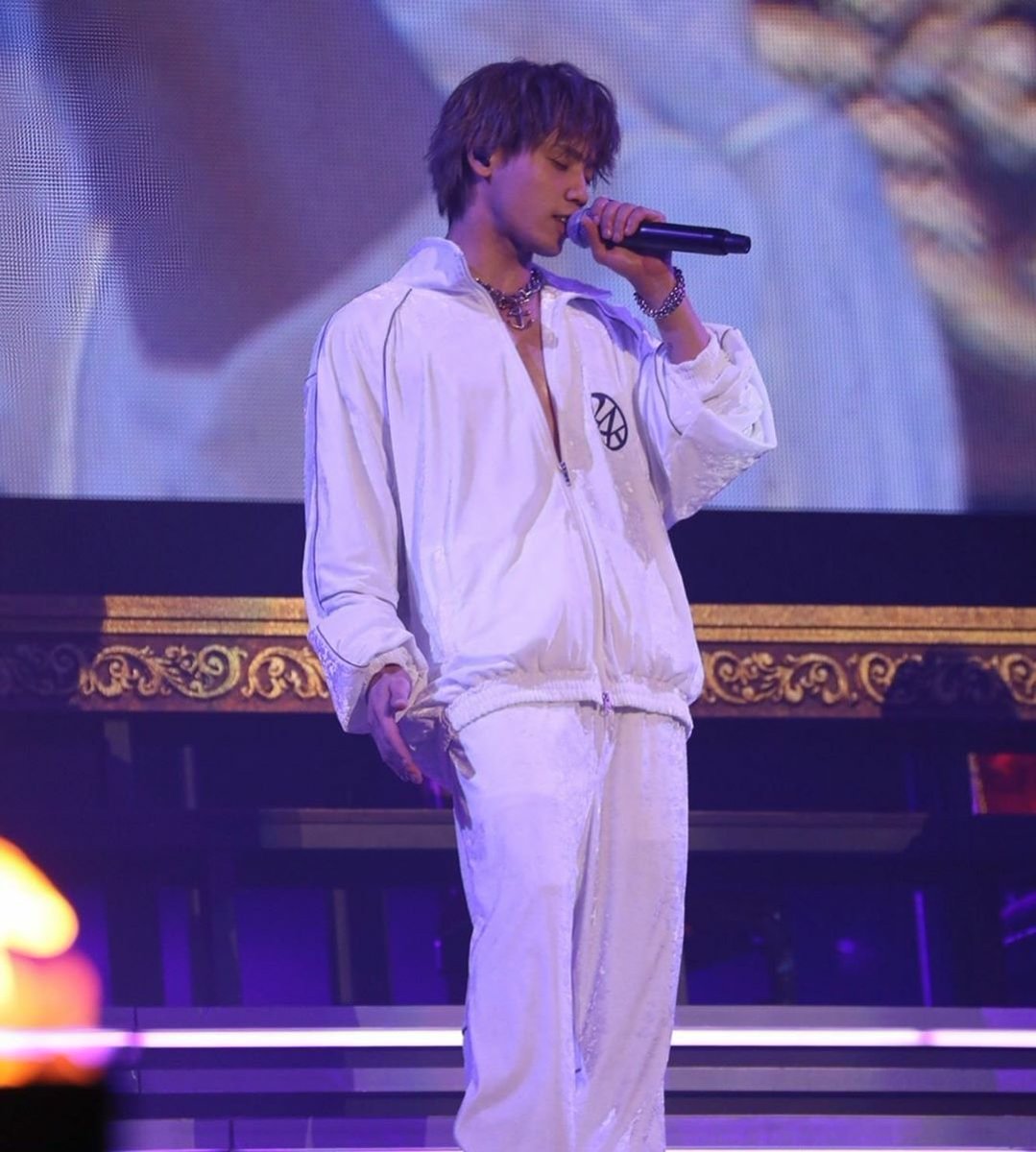 神谷健太 白衣装 シクレタオル-