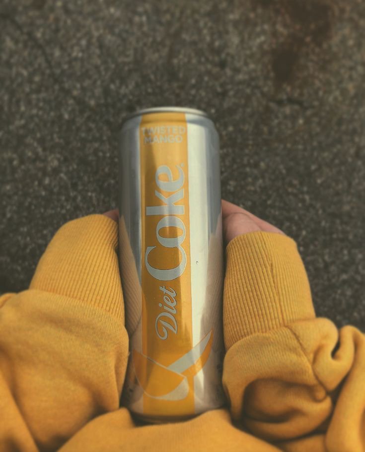 ThreadsMoney's tweet image. Ways to spice up your room