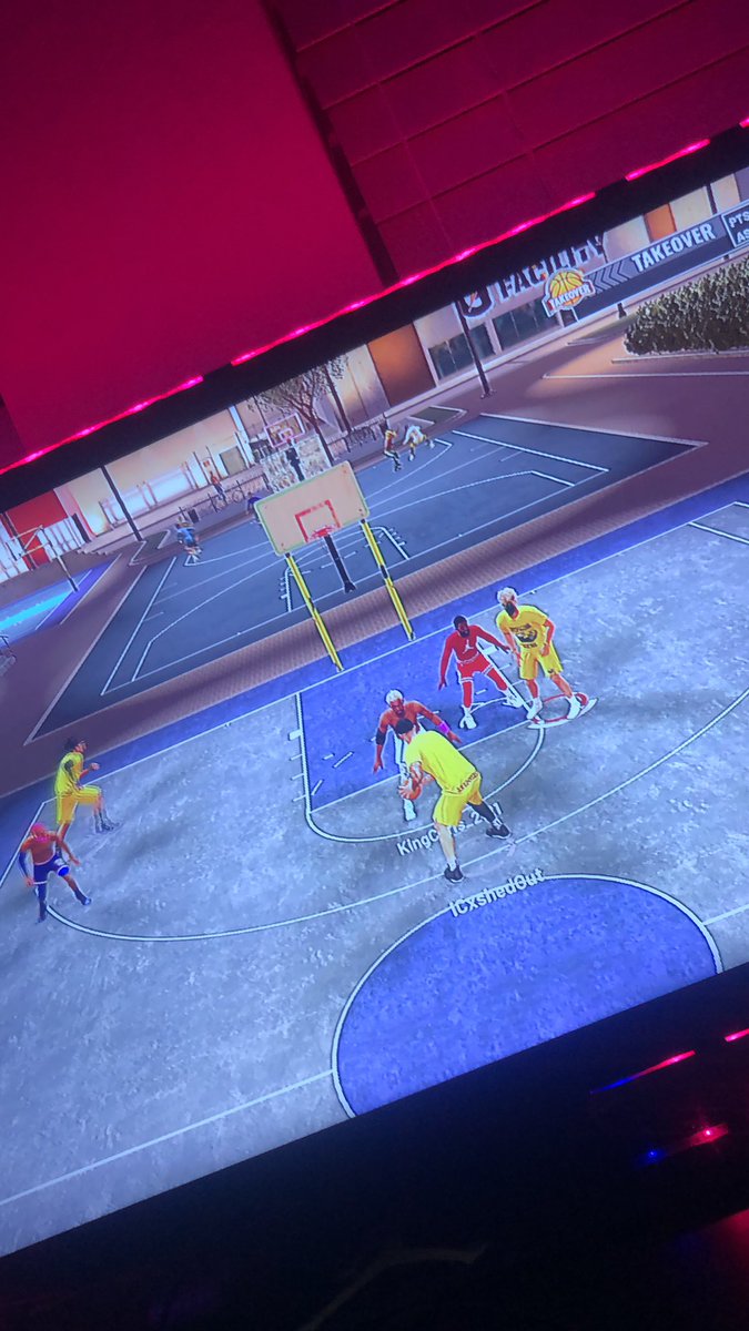 LuhhChapoo's tweet image. Going live at 12