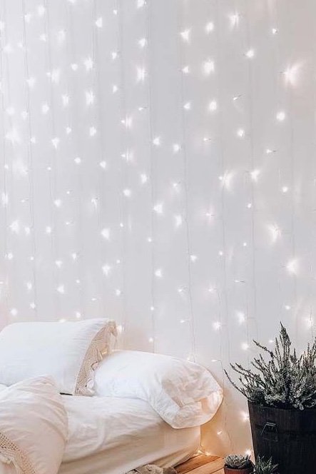 ThreadsMoney's tweet image. 2-Fairy lights
Brighten your room but also make it cute