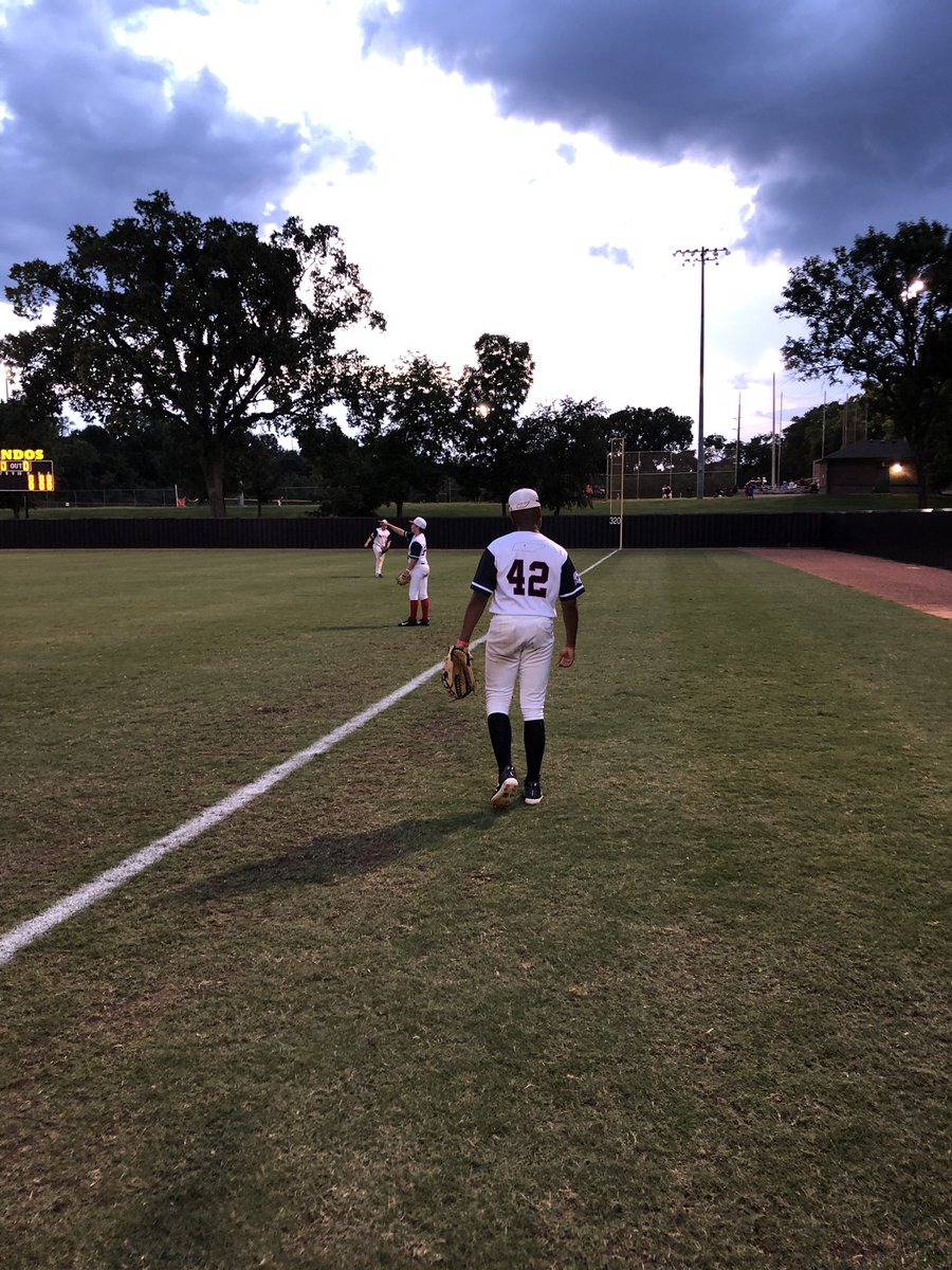 prospects14u's tweet photo. Demetrius Sanders goes 3 for 3 with 3 rbis to lead the Prospects to a 9-4 win in first game at Game7 World Series. #baseballlife #baseballprospects #game7worldseries https://t.co/Z4vJiQGk0V