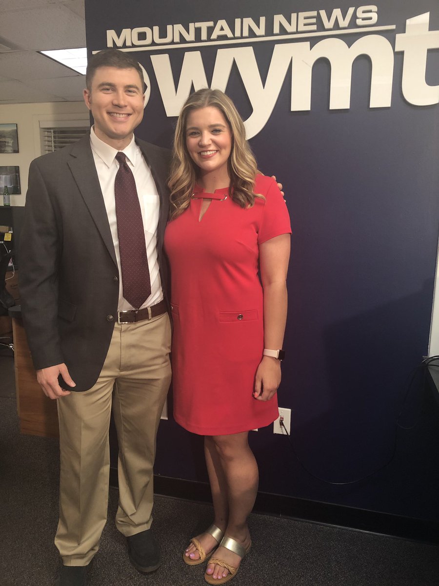 paigepool03's tweet photo. Had to say goodbye to another one tonight! I’ll miss anchoring with @JustinWYMT every night! No matter how the day went he always starts the newscast by saying “ok let’s have a good show.” https://t.co/4YZHwS4pJe