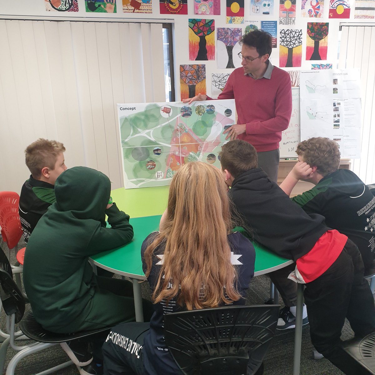 Yesterday the <a href="/actgovernment/">ACT Government</a> Better Suburbs Play Spaces Program visited for more feedback on the Richardson play spaces review. It was great to see members continued contribution to improve the suburb! They can't wait to see their designs come to life next year!