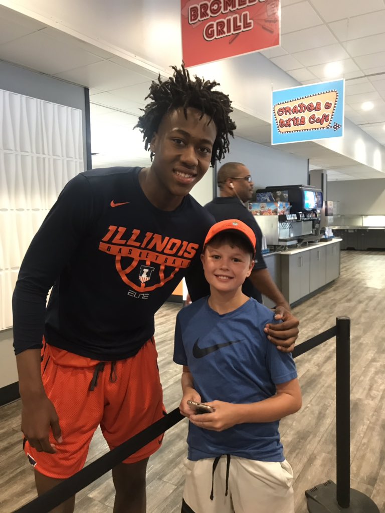 DLeesman's tweet photo. @IlliniMBB @CoachUnderwood @IlliniCamps @IlliniAthletics Such great guys at this camp and in this program! Know how to make these kids love basketball even more ... always having fun and willing to take time for a pic!! 🧡🏀💙 @AyoDos_11 @Alexander_Geoff https://t.co/UyjDW5ExM7
