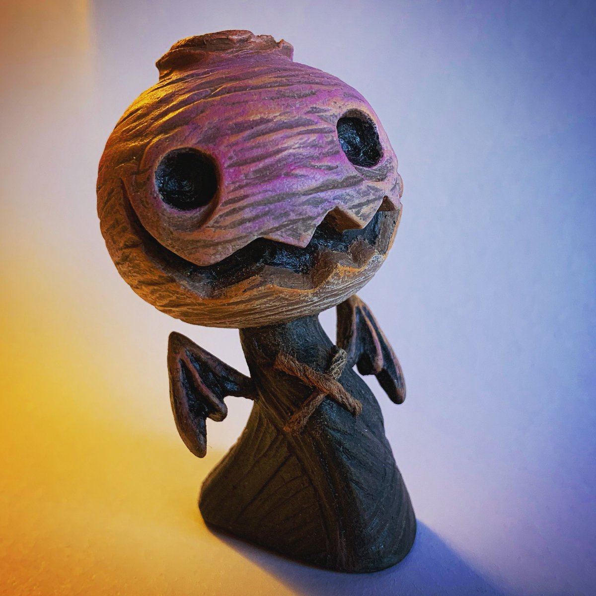 AJLoCascio's tweet image. Turnip Spoop! Did you know Turnips were the first Jack-o-lanterns?

Spoop Fact: Most Spoops have wings, but keep them concealed until needed.

(Not selling these, just had to make one for myself because I love old turnips.)

#Spoops #Spoopy