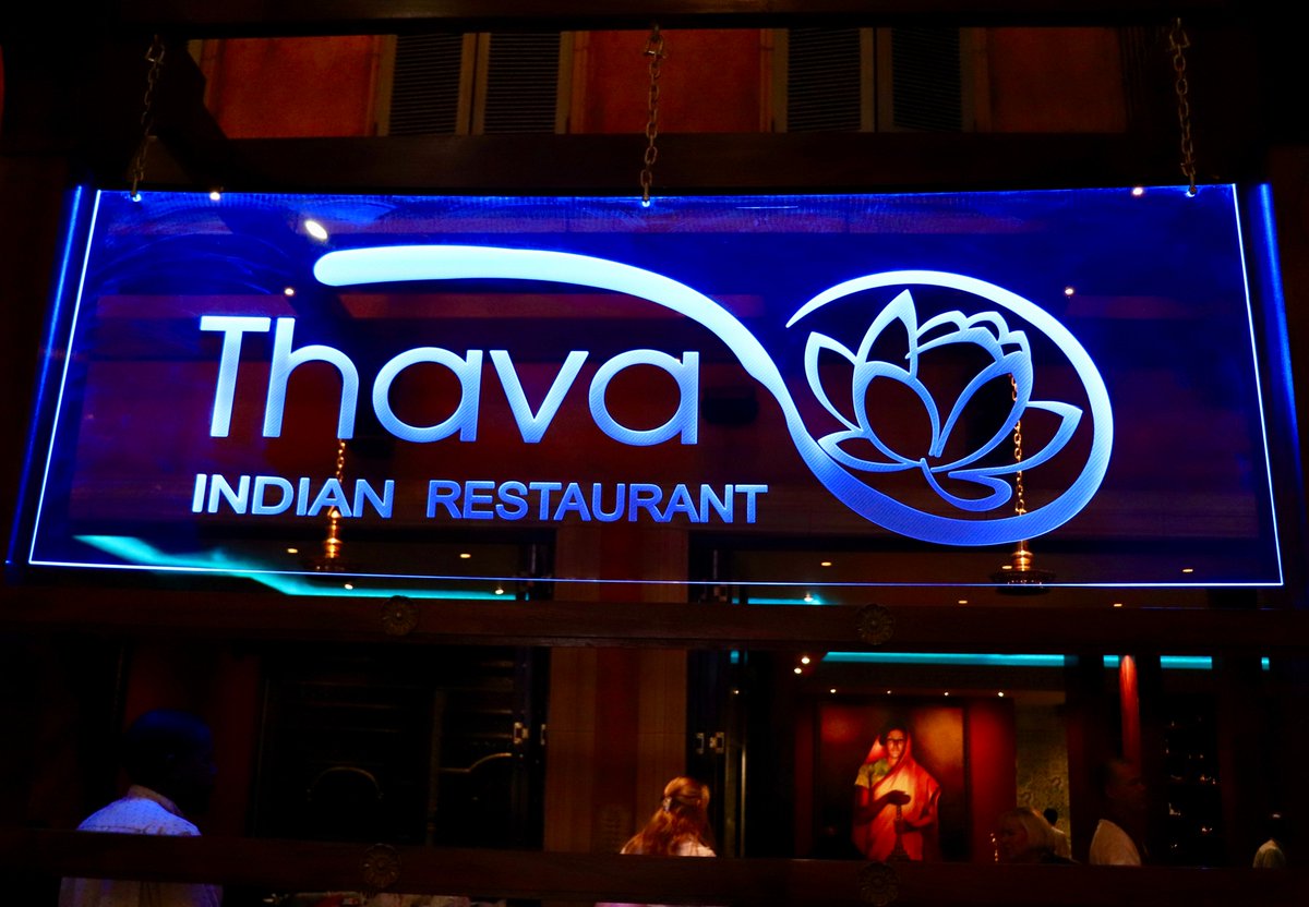 LaurasWorldza's tweet photo. Chef Philippe Frydman of @ThavaIndian sharing his vision and passion for the new restaurant with us.
Cc: @MONTECASINOZA
#LaurasWorld
#DineJoziStyle
#DineThavaStyle
#DineMonteStyle
#Thava
#ThavaIndianRestaurant
#ThavaIndian https://t.co/MPqXNPUfFP