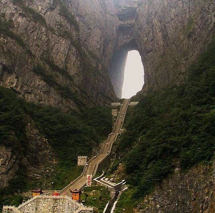 Earth Pics Daily tweet media