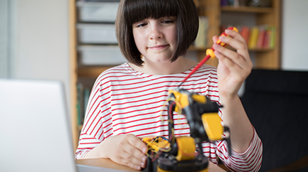 Today we're on a exciting behind-the-scenes tour at <a href="/pepsico_uk/">PepsiCo UK News</a> with finalists of the <a href="/Talent_2030/">Talent_2030</a> Engineering Competition for Girls! #talent2030comp called on young women to solve #21stcentury challenges showing how #engineering can make a difference. 👉bit.ly/2tVsxfu