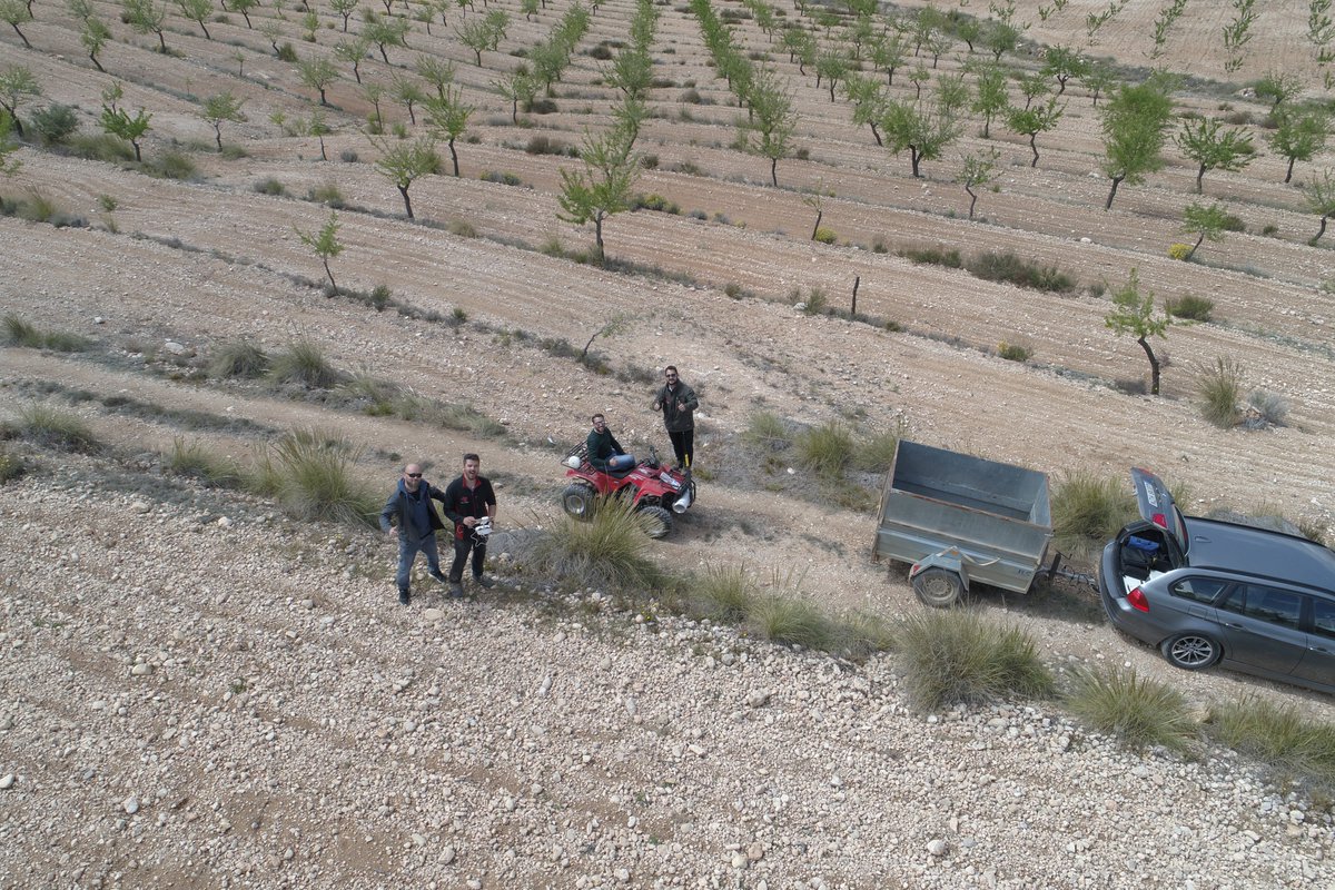 Si tenéis curiosidad de ver a lo que nos dedicamos no os perdáis la última entrada de nuestro BLOG. 
#DJI #Topografía #Levantamiento #Drone #dronestagram #drones #cartografía #SIG #GIS
flyworkdrone.com/levantamientos…