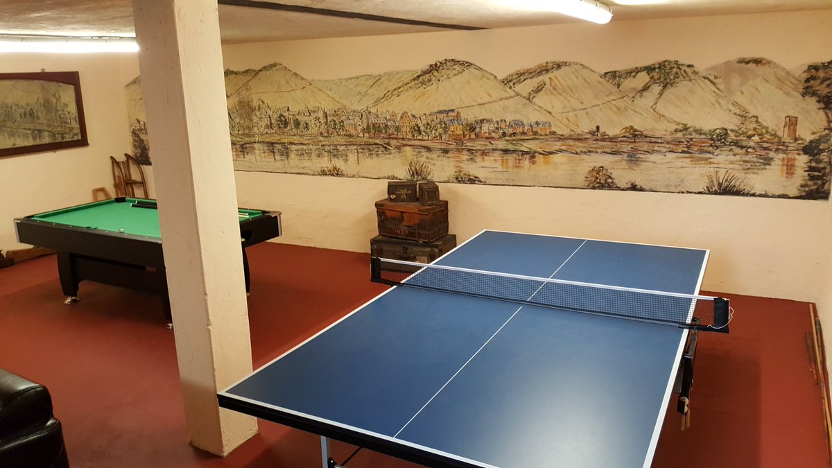 Rehschopp's tweet photo. ...our games room is now open for guests and friends to enjoy...it now includes our latest flea-market buy - a traditional pin-ball/bagatelle game from the 50's #pensionrehschopp#moseltourism#ediger-eller https://t.co/fQ0GLE4H9I https://t.co/K9wfT7bO3D