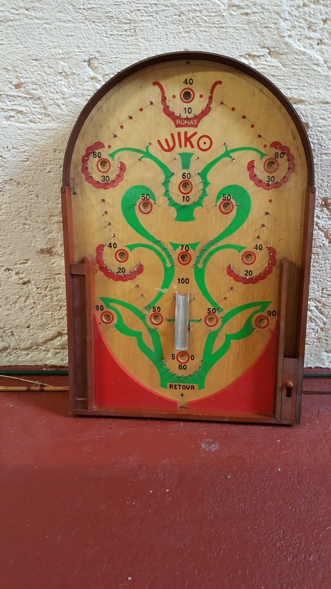 Rehschopp's tweet photo. ...our games room is now open for guests and friends to enjoy...it now includes our latest flea-market buy - a traditional pin-ball/bagatelle game from the 50's #pensionrehschopp#moseltourism#ediger-eller https://t.co/fQ0GLE4H9I https://t.co/K9wfT7bO3D