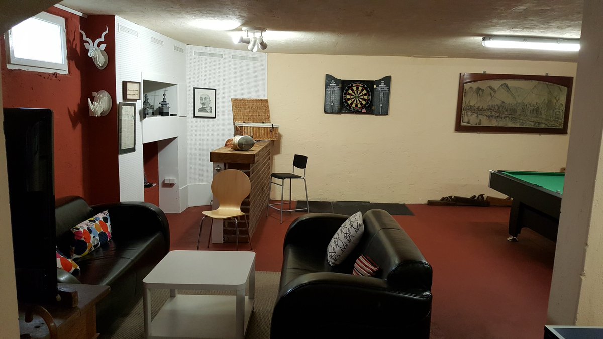 Rehschopp's tweet photo. ...our games room is now open for guests and friends to enjoy...it now includes our latest flea-market buy - a traditional pin-ball/bagatelle game from the 50's #pensionrehschopp#moseltourism#ediger-eller https://t.co/fQ0GLE4H9I https://t.co/K9wfT7bO3D