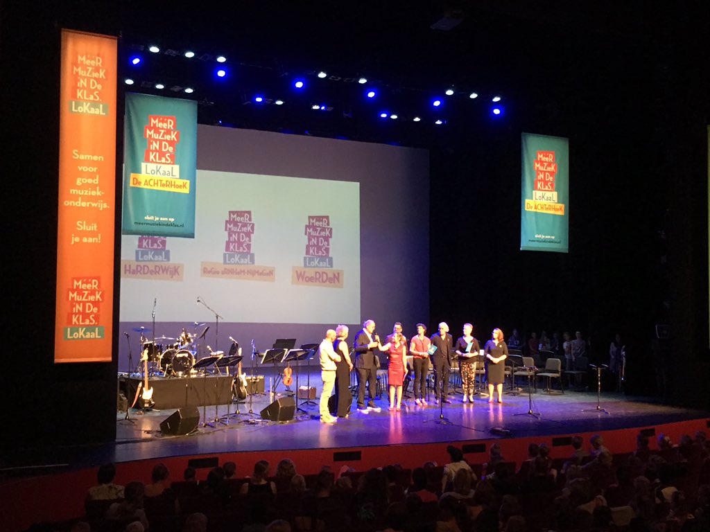 lnlagerweij's tweet photo. Vandaag aanwezig @Amphion0314 convenantondertekening #Meermuziekindeklaslokaal #Acherhoek namens regio @meermuziekklas #Zutphen #Lochem #Brummem #Voorst @Muzehof . Lancering #muziekmatch in aanwezigheid van #JoopvandenEnde https://t.co/9yGBdpsswa
