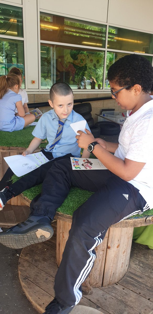 MrsPSmith7's tweet image. More pictures of our morning reading to our buddies.