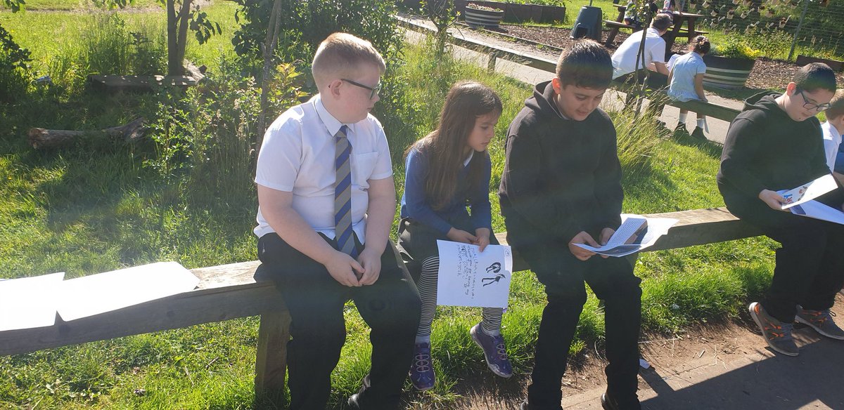 MrsPSmith7's tweet image. More pictures of our morning reading to our buddies.