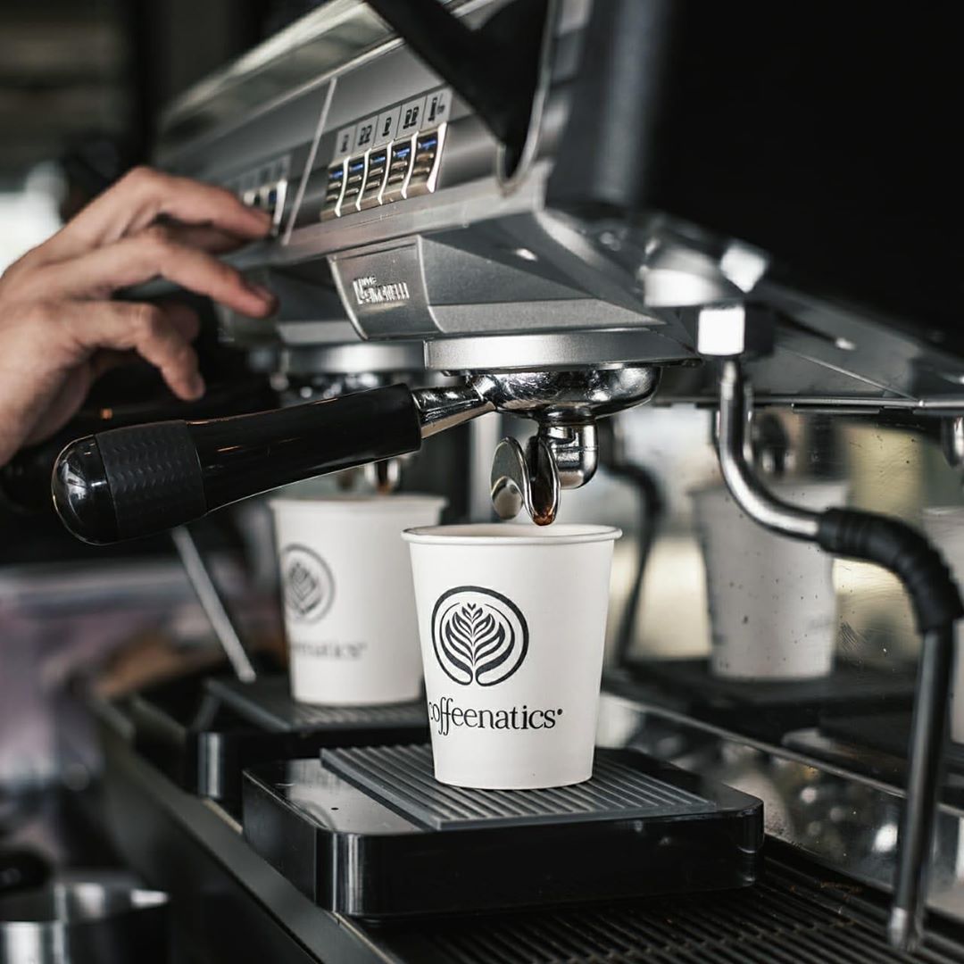 nuovasimonelli's tweet photo. Work made easy! With responsive keys, the #AppiaII push-button panel is designed for barista comfort. https://t.co/F4e915Szrb