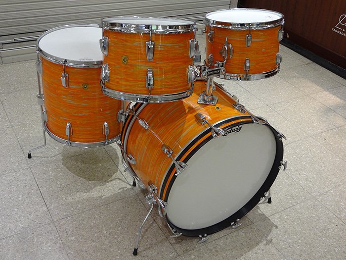 DRUM_CENTER's tweet photo. 奇跡の入荷!Ludwig3大カラーのうちのひとつオリジナルカバリングの美しい
【VINTAGE】68' Big Beat Mod Orange 4pc set 22" 16" 13" 12"が入荷〜!
見た目だけでなく、このサイズのラディックセットは使えますよ。
↓
https://t.co/08MoMyoXhP
#vintageludwig
#modorange https://t.co/DprUXnOv6Y